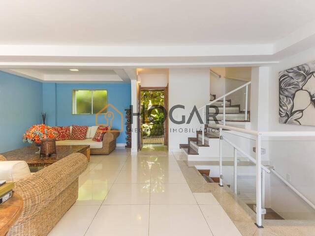 #H-AP005 - Apartamento para Venda em Angra dos Reis - RJ
