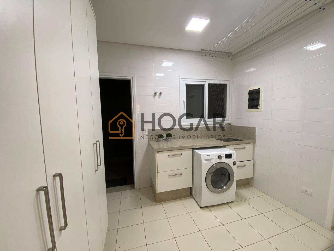 Casa de Condomínio à venda e aluguel com 4 quartos, 334m² - Foto 27